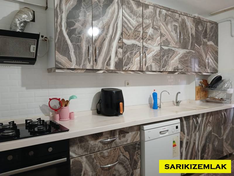 Burhaniye Mahkeme Mah`da3+1  Daire. - 2